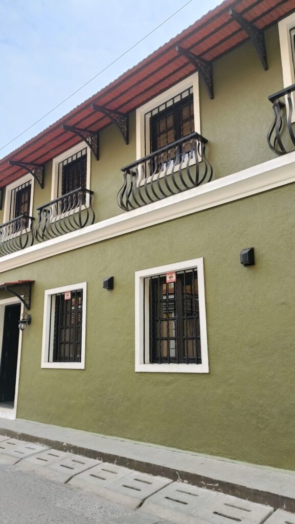 افضل معلم دهانات بالرياض