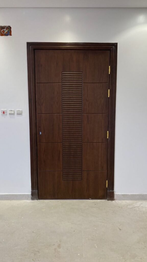 معلم دهان ابواب خشب